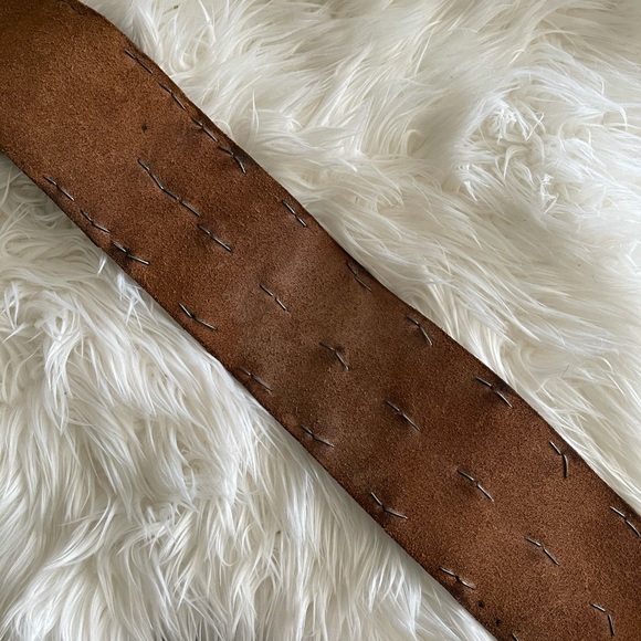 ❌SOLD❌ Vintage Handmade Studded Tool Kidney Belt Leather - Picture 13 of 13